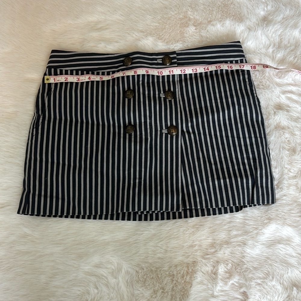 BCBGMAXAZRIA
